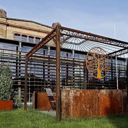 Barrierefreie Am Wasserturm Landau - Suedpfalz *