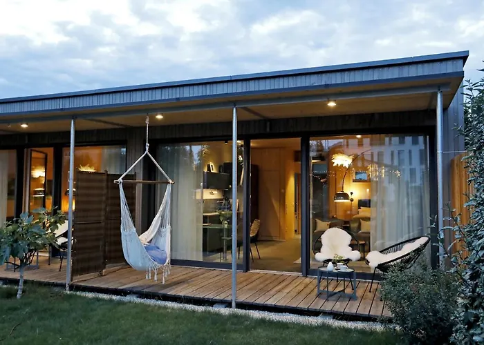 Barrierefreie Am Wasserturm Landau - Suedpfalz * 朗道因德普法尔茨