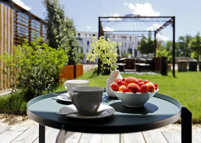 Barrierefreie Am Wasserturm Landau - Suedpfalz * 朗道因德普法尔茨