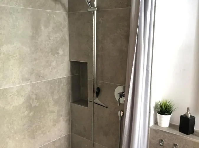 Barrierefreie Am Wasserturm Landau - Suedpfalz 公寓 朗道因德普法尔茨